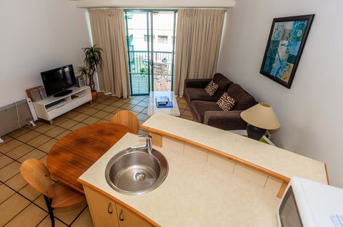 Grand Palais Boolarong Beachside Apartments - Foster Accommodation 10