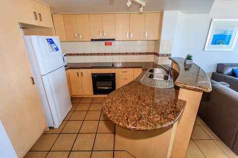 Grand Palais Boolarong Beachside Apartments - Foster Accommodation 25