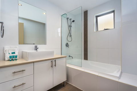 Redvue Holiday Apartments - Foster Accommodation 12