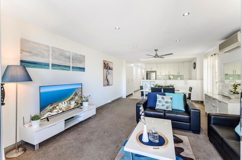 Redvue Holiday Apartments - Foster Accommodation 2