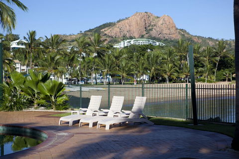 Mariners North Holiday Apartments - Foster Accommodation 13