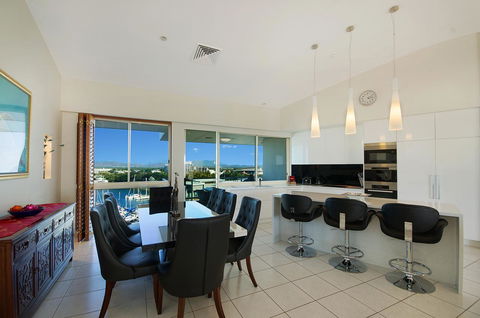 Mariners North Holiday Apartments - Foster Accommodation 30