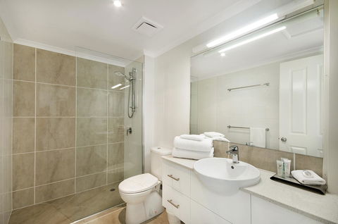Mariners North Holiday Apartments - Foster Accommodation 39