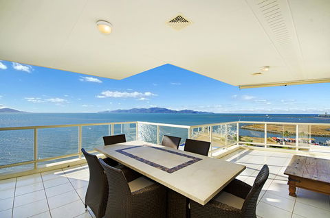 Mariners North Holiday Apartments - Foster Accommodation 3