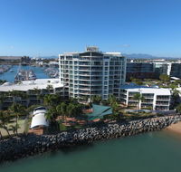 Mariners North Holiday Apartments - Foster Accommodation