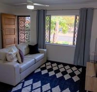 Picnic Point Villas - Foster Accommodation