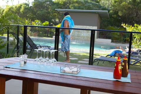 Agnes Water Beach Club - Foster Accommodation 8