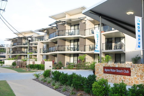 Agnes Water Beach Club - Foster Accommodation 5