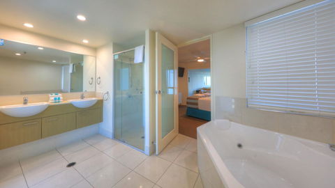 Cilento Mooloolaba - Foster Accommodation 6