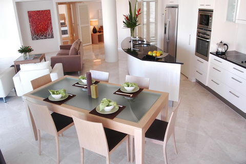 Cilento Mooloolaba - Foster Accommodation 34
