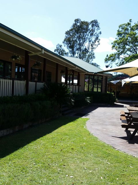 The Bearded Dragon Boutique Hotel - Foster Accommodation 41
