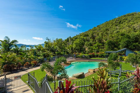 Beach Lodges - Foster Accommodation 1