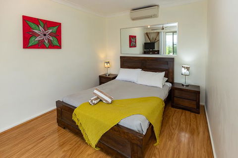 Beach Lodges - Foster Accommodation 30