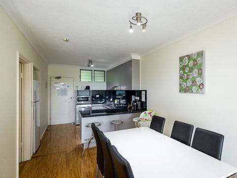 Beach Lodges - Foster Accommodation 28