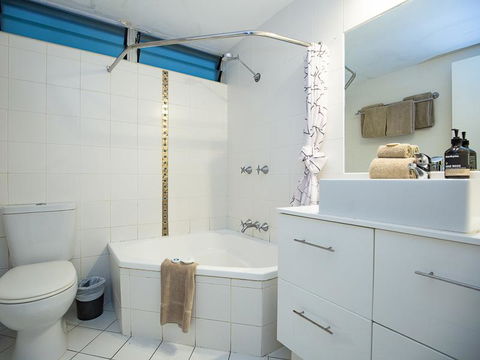 Beach Lodges - Foster Accommodation 26