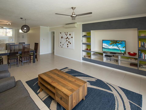 Beach Lodges - Foster Accommodation 13