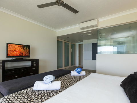 Beach Lodges - Foster Accommodation 9