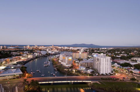 Hotel Grand Chancellor Townsville - Foster Accommodation 35