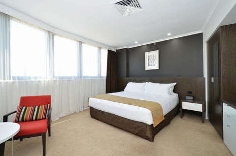 Hotel Grand Chancellor Townsville - Foster Accommodation 1