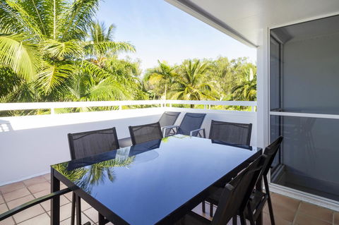 The White House Port Douglas - Foster Accommodation 33