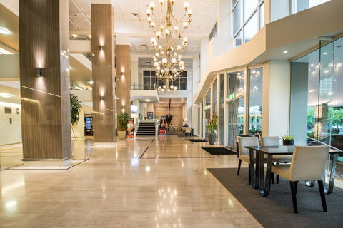 Pacific Hotel Cairns - Foster Accommodation 8