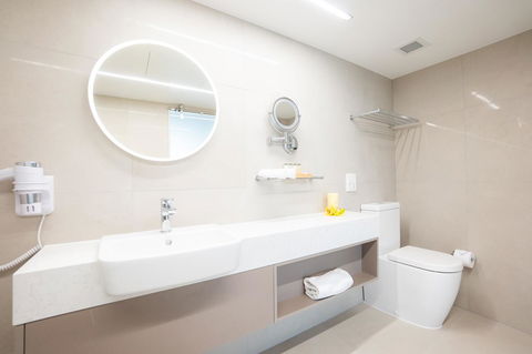 Pacific Hotel Cairns - Foster Accommodation 21