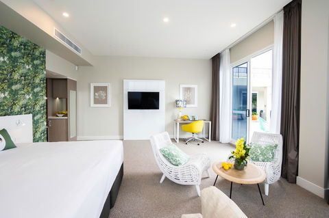 Pacific Hotel Cairns - Foster Accommodation 3