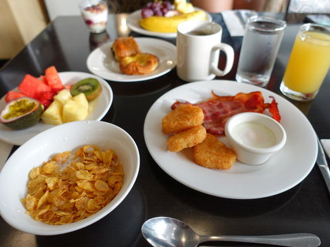 Pacific Hotel Cairns - Foster Accommodation 14