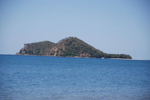 Sanctuary Palm Cove - Foster Accommodation 11