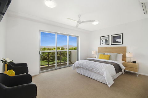 Allure Hotel & Apartments - Foster Accommodation 6
