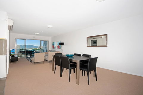 Allure Hotel & Apartments - Foster Accommodation 30