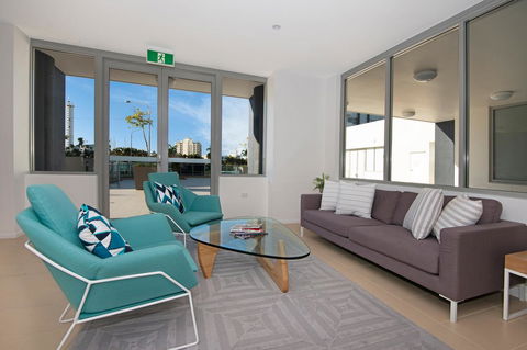 Allure Hotel & Apartments - Foster Accommodation 15
