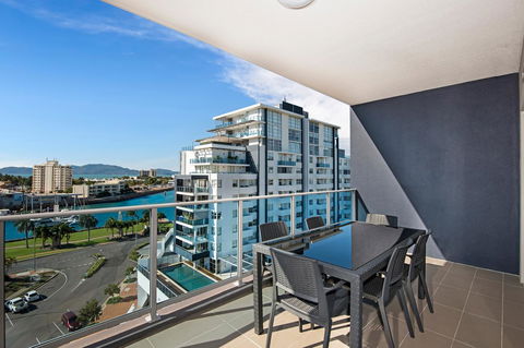 Allure Hotel & Apartments - Foster Accommodation 12