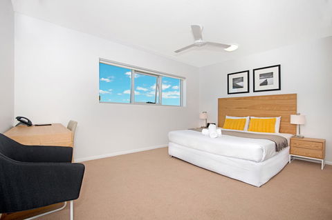 Allure Hotel & Apartments - Foster Accommodation 23