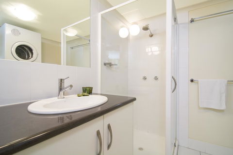 The Port Douglas Queenslander - Foster Accommodation 10