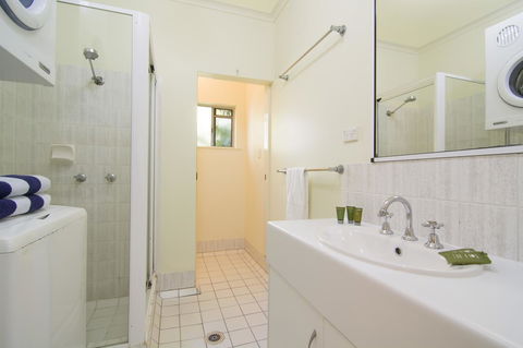 The Port Douglas Queenslander - Foster Accommodation 12