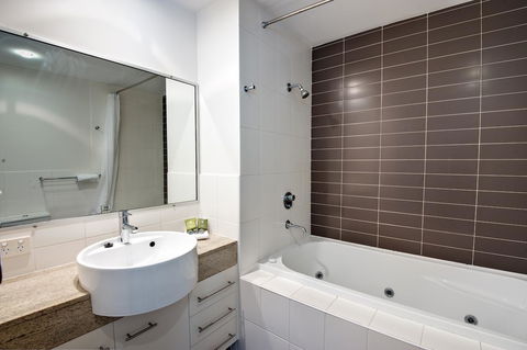 The Point Resort - Foster Accommodation 2