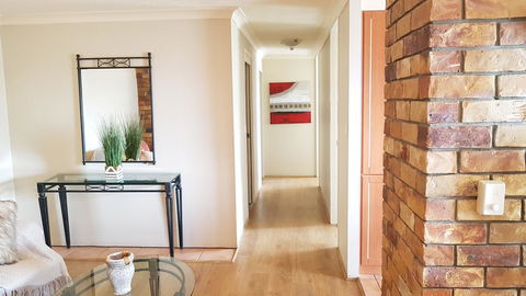 Surfers Chalet - Foster Accommodation 22