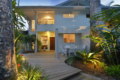 [ ANDY'S BEACH HOUSE ] - Foster Accommodation 6
