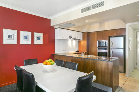 Mantra Towers Of Chevron - Foster Accommodation 19