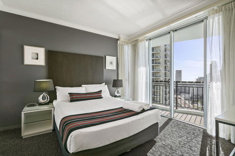 Mantra Towers Of Chevron - Foster Accommodation 22