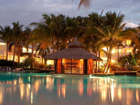 Palm Cove Paradise - Couples Spa Beach Getaway - Foster Accommodation 16