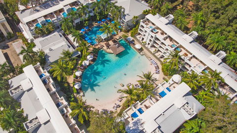 Palm Cove Paradise - Couples Spa Beach Getaway - Foster Accommodation 13