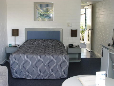 Dalby Manor Motor Inn - Foster Accommodation 26
