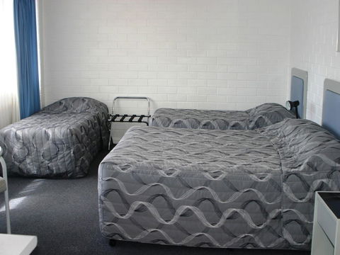 Dalby Manor Motor Inn - Foster Accommodation 17