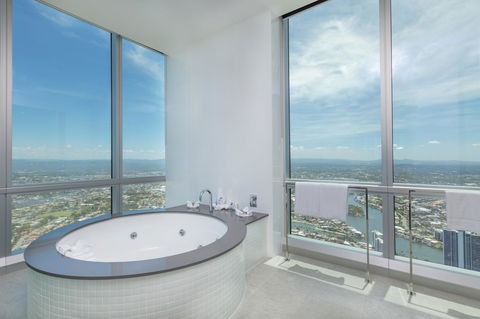 Q1 Resort & Spa - Official - Foster Accommodation 28