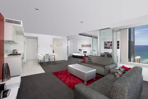 Q1 Resort & Spa - Official - Foster Accommodation 27