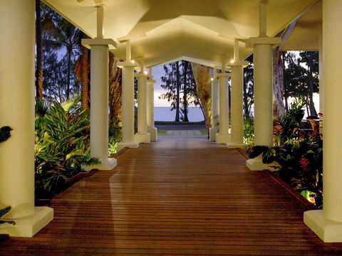 The Reef House Adults Retreat - Enjoy 28 Complimentary Inclusions - Foster Accommodation 0