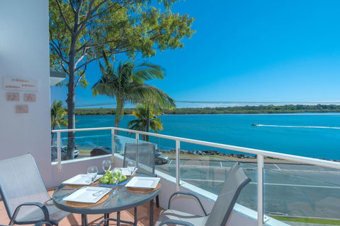 Munna Beach Apartments - Foster Accommodation 13