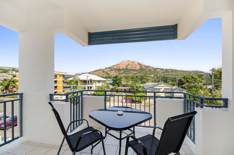 Madison Ocean Breeze Apartments - Foster Accommodation 5